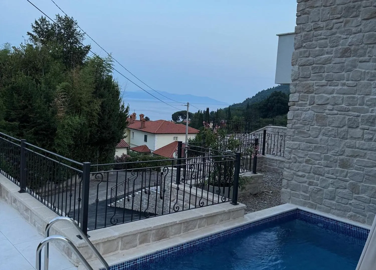 Aura Adriatica Onyx - Luxury Apartment, Private Pool, Sea View, Parking Lovran Apartmán